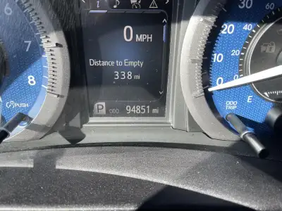 Pre-Owned 2020 Toyota Sienna XLE 8-Passenger Minivan for sale in St. Joseph MO