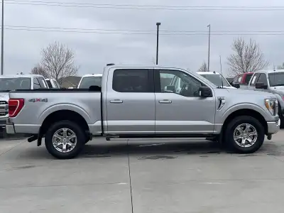 Pre-Owned 2021 Ford F-150 XL 4WD SuperCrew 5.5' Box Crew Cab Truck for sale in St. Joseph MO