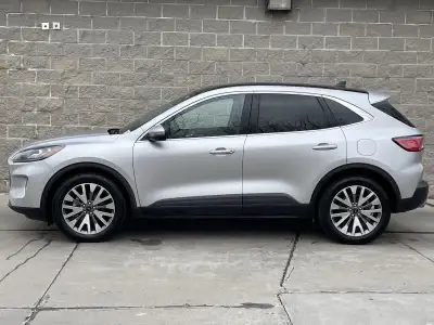 Pre-Owned 2020 Ford Escape Titanium Hybrid Hatchback for sale in St. Joseph MO