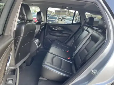 Pre-Owned 2023 GMC Terrain for sale in St. Joseph MO