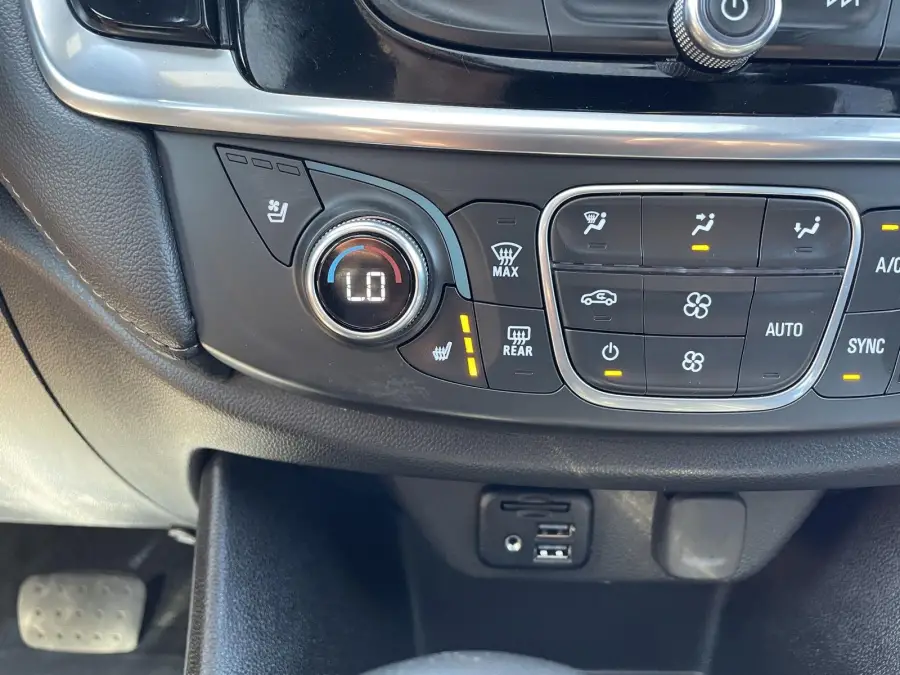 Pre-Owned 2023 Chevrolet Traverse for sale in St. Joseph MO