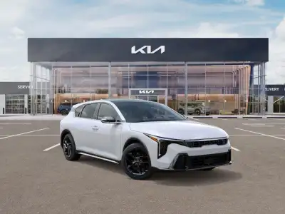 New 2026 Kia K4 GT-Line Turbo Hatchback for sale in Grand Island NE