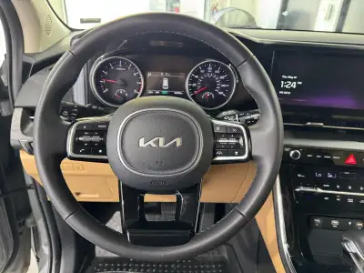 Pre-Owned 2024 Kia Carnival for sale in Grand Island NE