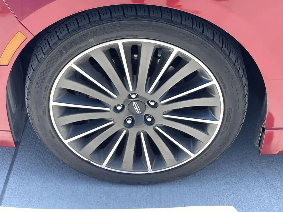 Pre-Owned 2013 Lincoln MKZ for sale in Grand Island NE