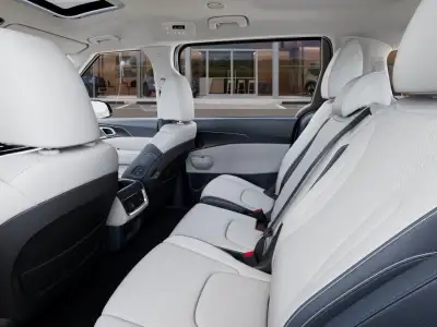 New 2027 Kia Carnival Hybrid for sale in Grand Island NE