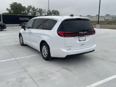 Pre-Owned 2024 Chrysler Pacifica for sale in Grand Island NE