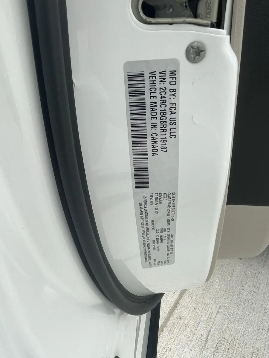 Pre-Owned 2024 Chrysler Pacifica for sale in Grand Island NE