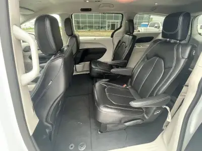 Pre-Owned 2024 Chrysler Pacifica for sale in Grand Island NE