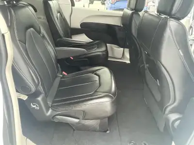 Pre-Owned 2024 Chrysler Pacifica for sale in Grand Island NE