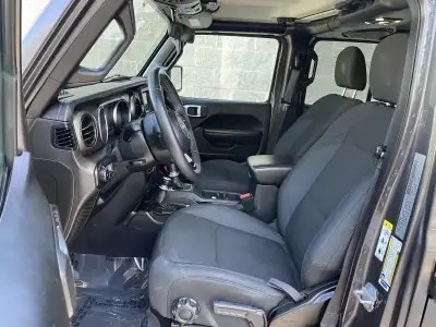 Pre-Owned 2019 Jeep Wrangler Unlimited for sale in Lincoln NE