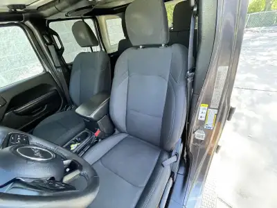 Pre-Owned 2019 Jeep Wrangler Unlimited for sale in Lincoln NE