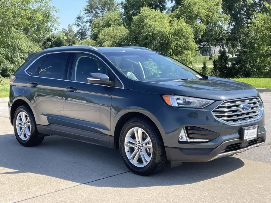 Pre-Owned 2019 Ford Edge for sale in Lincoln NE