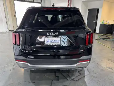 Pre-Owned 2025 Kia Sorento S SUV/Crossover for sale in St. Joseph MO